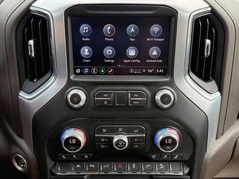 Used 2022 GMC Sierra 1500 SLT w/ SLT Premium Plus Package AWD/4WD image 9