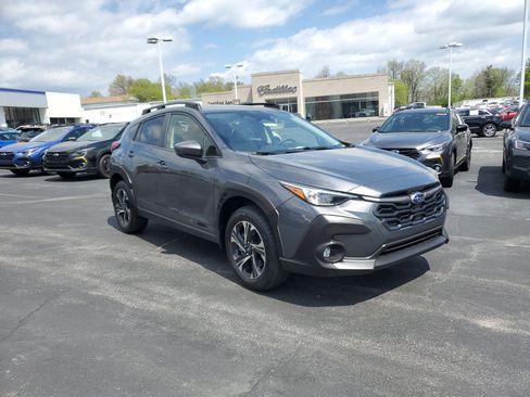 Used 2024 Subaru Crosstrek 2.0i Premium image 4