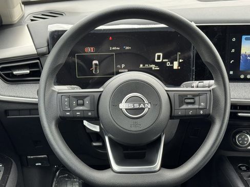 New 2026 Nissan Kicks S image 18