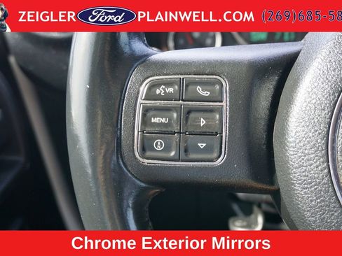 Used 2012 Jeep Wrangler Unlimited Sahara w/ Dual Top Group AWD/4WD image 21