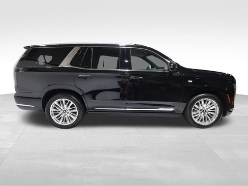 Certified 2025 Cadillac Escalade Premium Luxury w/ Touring Package AWD/4WD image 5