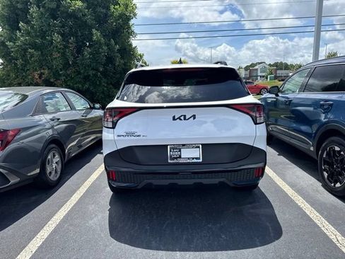 Certified 2025 Kia Sportage X-Pro AWD/4WD image 3
