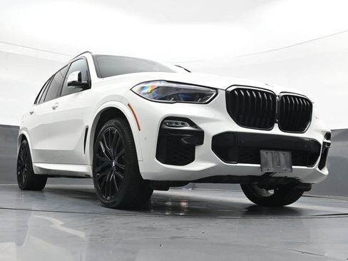 Used 2020 BMW X5 M50i w/ Executive Package AWD/4WD image 35