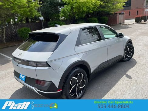 Used 2024 Hyundai Ioniq 5 SEL image 11