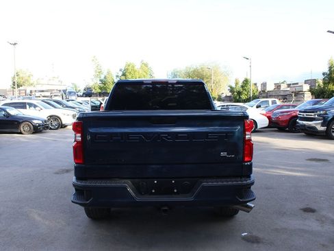 Used 2021 Chevrolet Silverado 1500 Custom w/ LPO, Dark Essentials Package RWD image 7