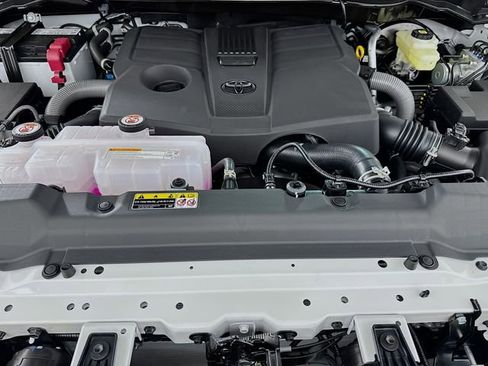 New 2026 Toyota Tundra 1794 Edition AWD/4WD image 32