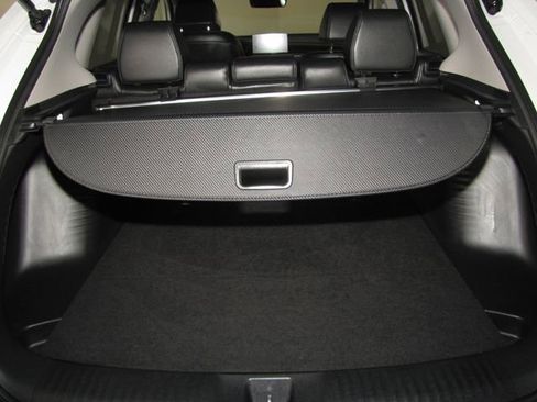 Certified 2026 Honda HR-V EX-L image 17