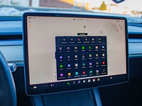 Used 2022 Tesla Model Y Performance image 27