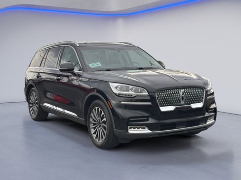 Used 2021 Lincoln Aviator Reserve w/ Equipment Group 201A image 8