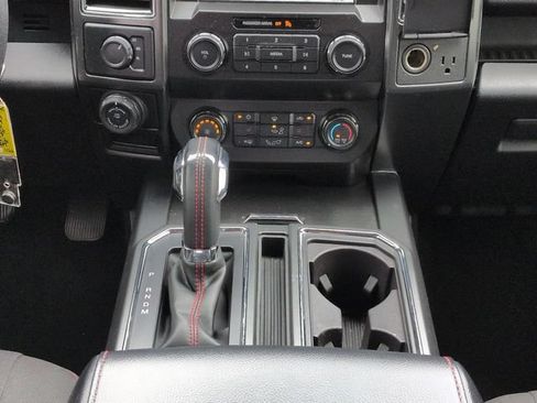 Used 2019 Ford F150 XLT w/ Equipment Group 302A Luxury AWD/4WD image 19