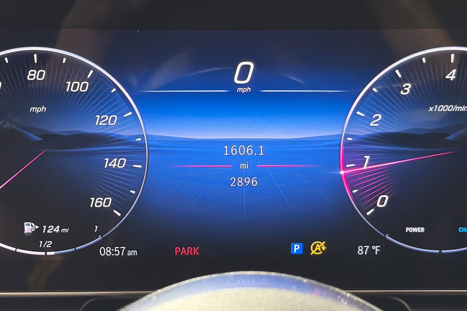 Used 2026 Mercedes-Benz GLC 300 image 23