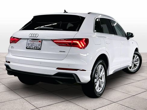 Certified 2025 Audi Q3 2.0T Premium image 16