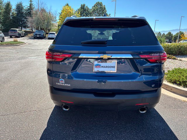Used 2022 Chevrolet Traverse LT w/ LT Premium Package FWD image 5