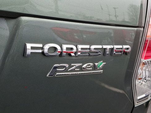 Used 2017 Subaru Forester 2.5i Touring image 20