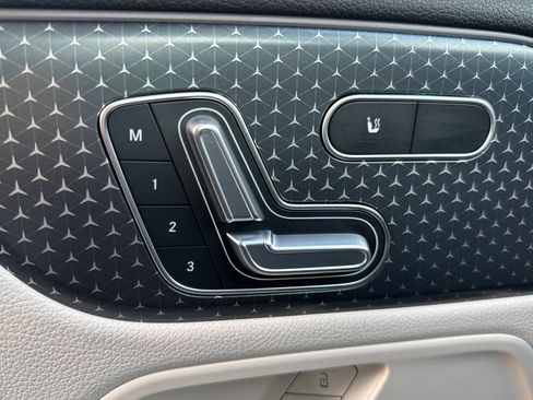 Certified 2024 Mercedes-Benz EQB 300 4MATIC image 23