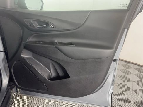 Used 2023 Chevrolet Equinox LT FWD image 29