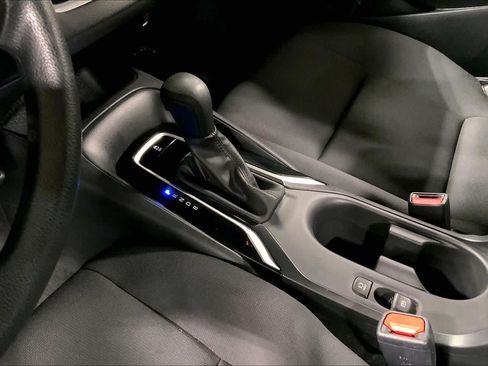 Used 2024 Toyota Corolla LE FWD image 17