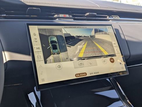 New 2026 Land Rover Range Rover Sport Dynamic SE AWD/4WD image 18