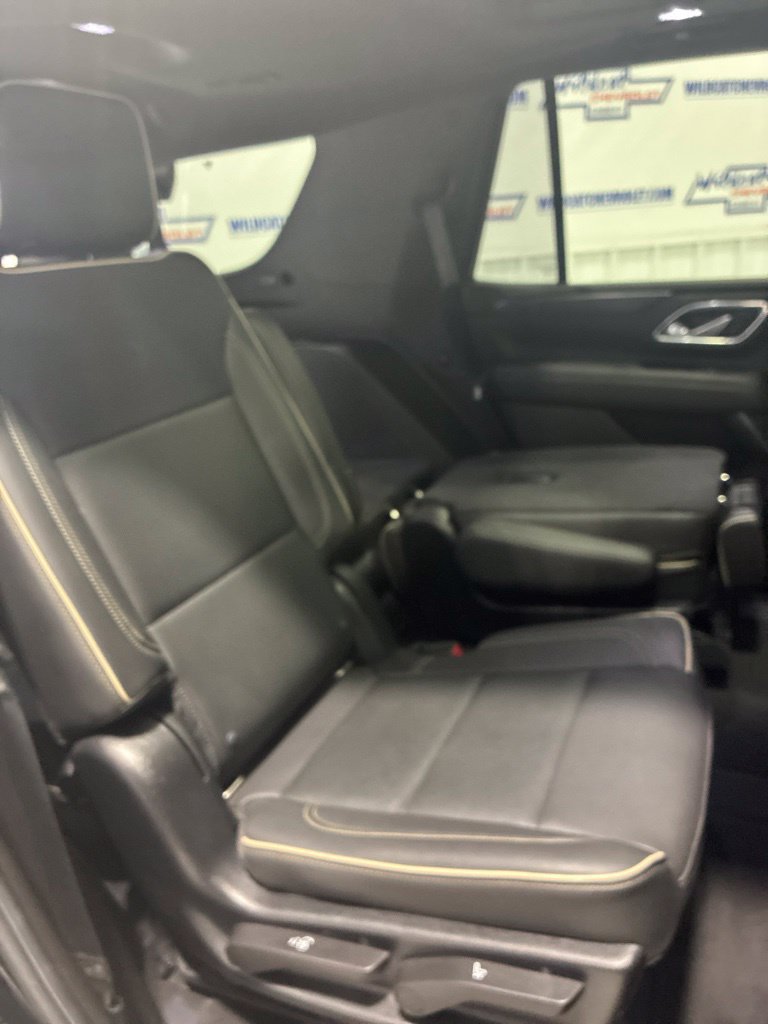 Used 2021 GMC Yukon SLT w/ SLT Premium Package AWD/4WD image 41
