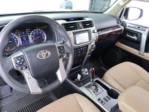 Used 2017 Toyota 4Runner Limited AWD/4WD image 40