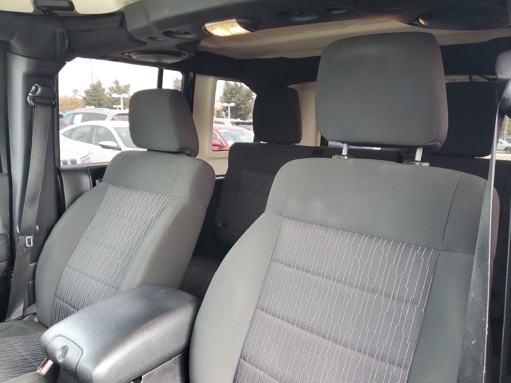 Used 2011 Jeep Wrangler Unlimited Sport w/ Trailer Tow Group AWD/4WD image 10