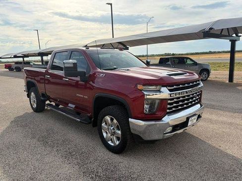 Used 2020 Chevrolet Silverado 2500 LTZ w/ LTZ Premium Package AWD/4WD image 3