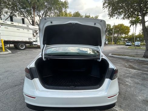 Used 2023 Honda Accord EX image 38