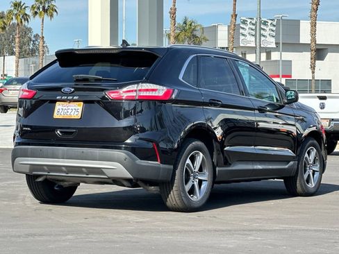 Used 2021 Ford Edge SEL w/ Convenience Package FWD image 3
