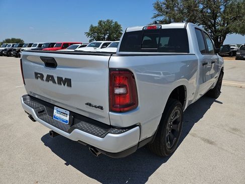 Used 2026 RAM 1500 Express AWD/4WD image 7