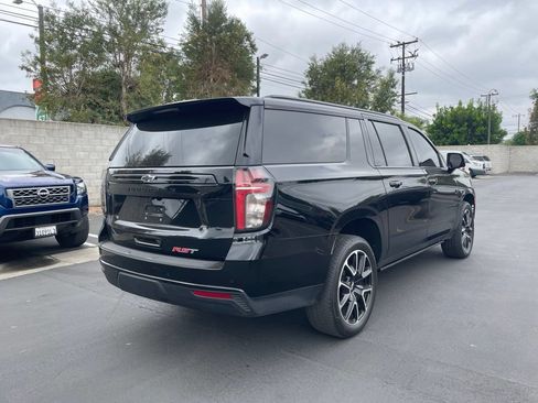 Used 2024 Chevrolet Suburban RST w/ Luxury Package AWD/4WD image 2