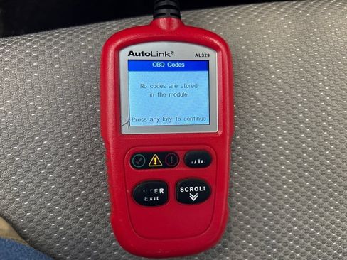 Used 2017 Honda HR-V EX image 17