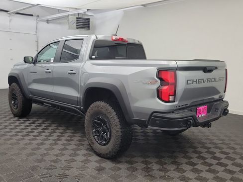 Used 2024 Chevrolet Colorado ZR2 w/ ZR2 Bison Edition image 3