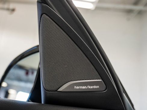 Used 2023 BMW X4 xDrive30i w/ M Sport Package image 24