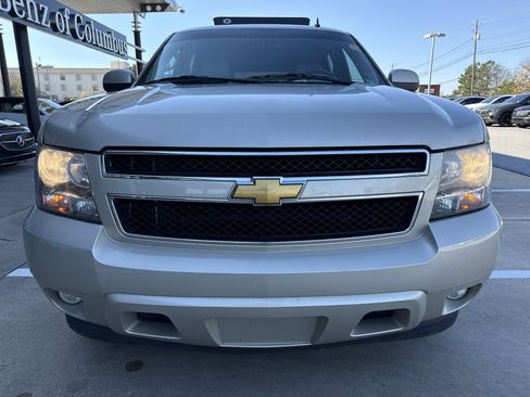 Used 2013 Chevrolet Tahoe LT w/ Luxury Package image 4