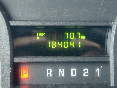 Used 2014 Ford E-250 and Econoline 250 image 32