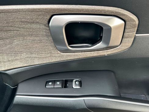 Used 2023 Kia Sorento EX w/ Panoramic Sunroof Package image 20