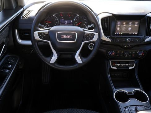 Used 2023 GMC Terrain SLE w/ Driver Convenience Package FWD image 16