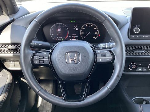 Used 2025 Honda HR-V Sport image 28