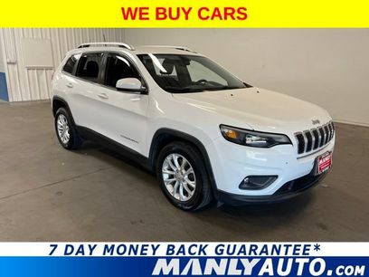 Used 2019 Jeep Cherokee Latitude w/ Popular Appearance Group
