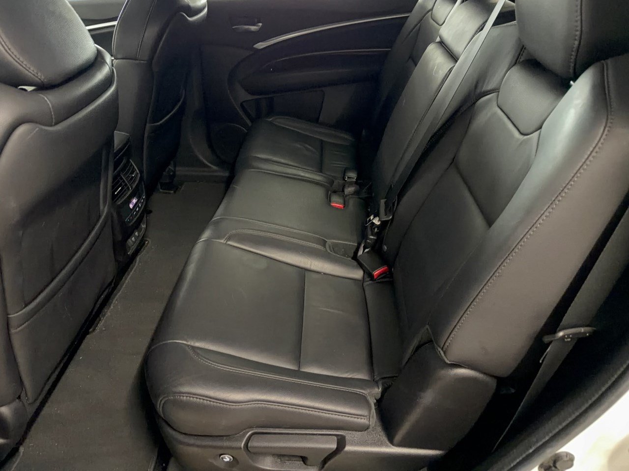 Used 2019 Acura MDX FWD image 25