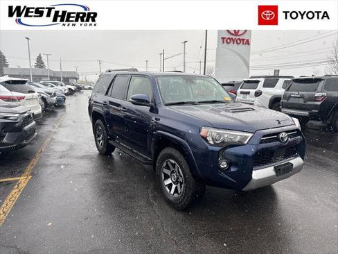 Certified 2022 Toyota 4Runner TRD Off-Road Premium image 1