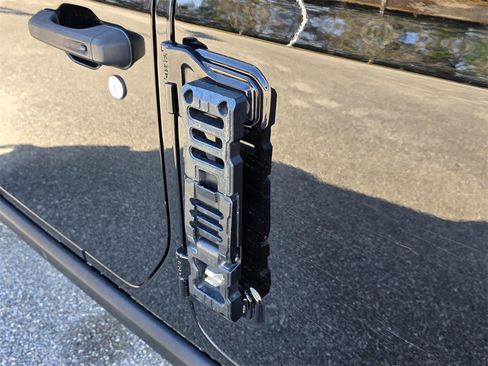 Used 2021 Jeep Gladiator Mojave image 29