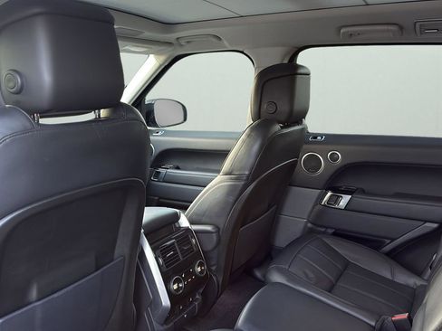 Used 2020 Land Rover Range Rover Sport HSE image 29
