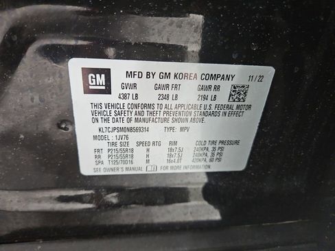 Used 2022 Chevrolet Trax LT w/ Driver Confidence Package AWD/4WD image 29