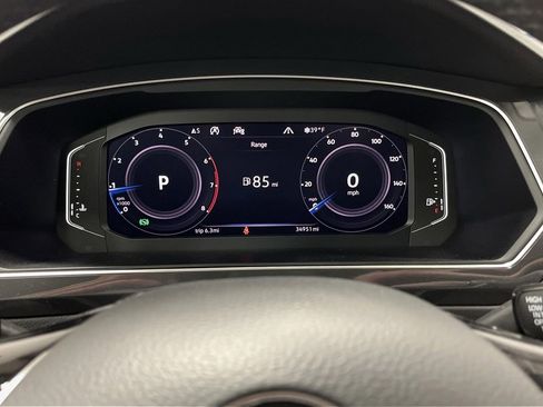 Used 2020 Volkswagen Tiguan SEL image 19