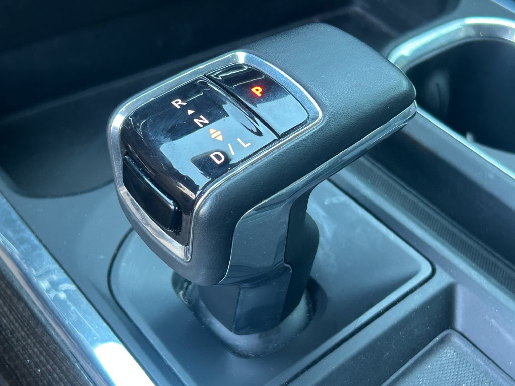 Used 2023 Chevrolet Silverado 1500 RST AWD/4WD image 19