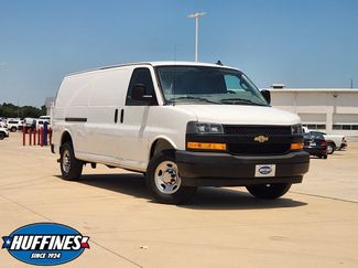 Used 2023 Chevrolet Express 2500 Extended w/ Driver Convenience Package RWD video 1