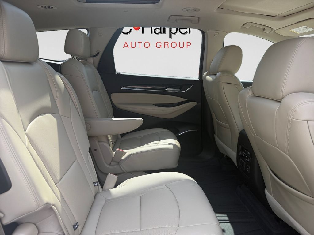 Used 2020 Buick Enclave Premium w/ Sun and Sites Package AWD/4WD image 28