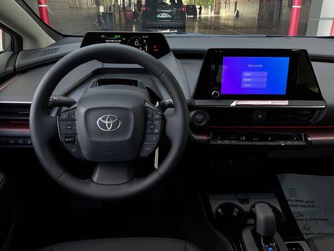 New 2026 Toyota Prius Plug-In Hybrid FWD image 12