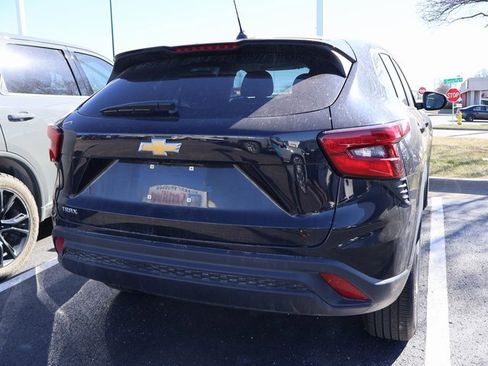 Certified 2024 Chevrolet Trax LS w/ LS Convenience Package image 5
